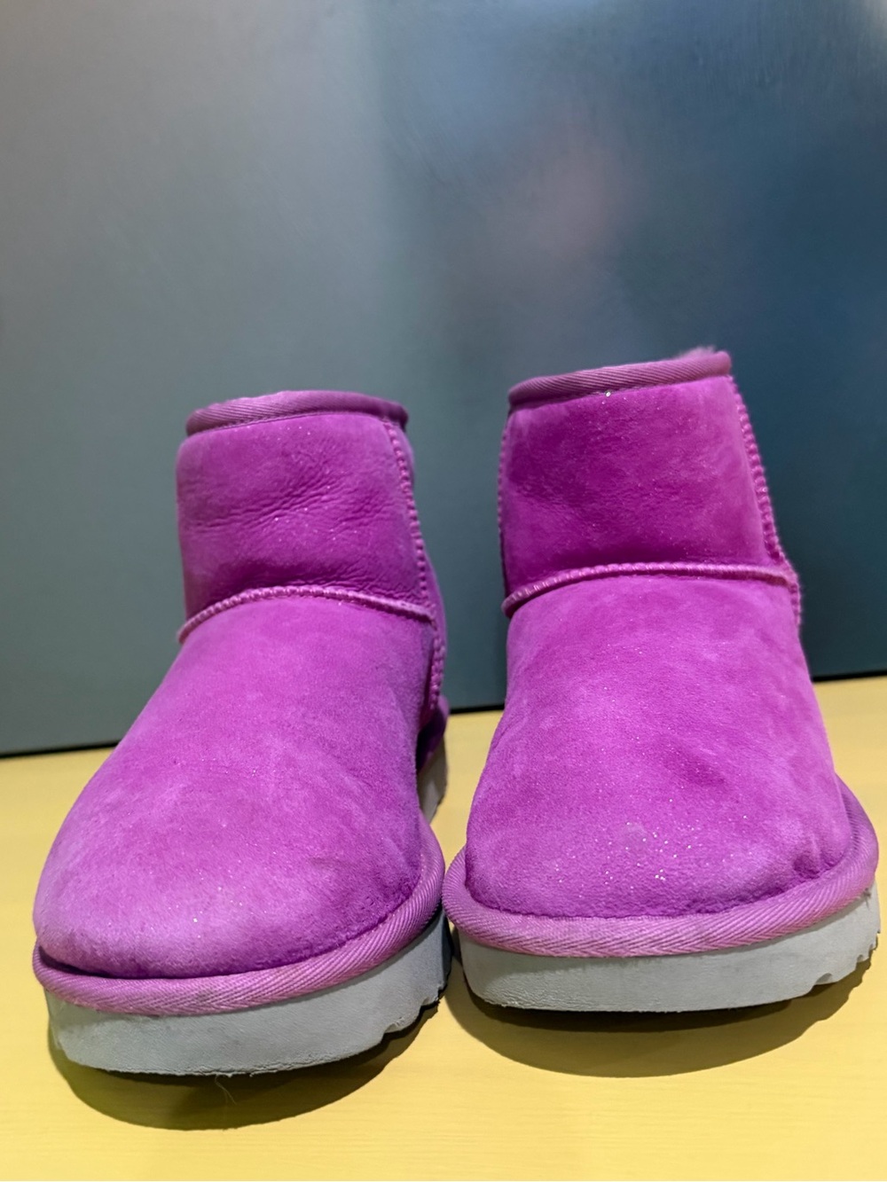 Lightly Used Pink Sparkle UGG Boots - size 9 - Picture 3 of 9